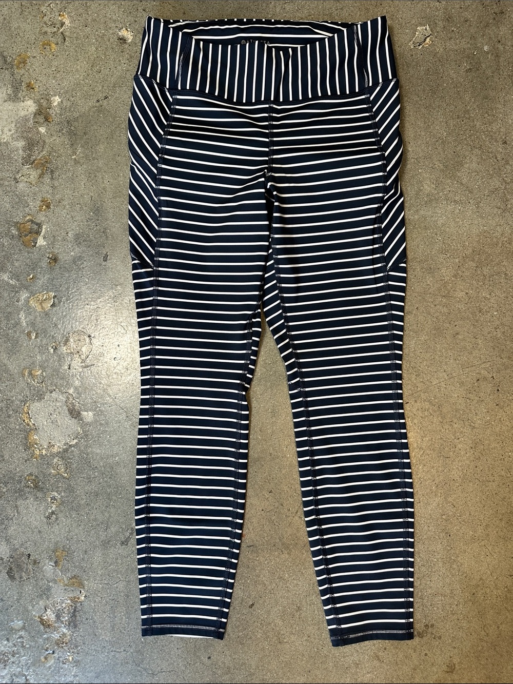 Athleta Striped Contender 7/8 Tights in Navy & White